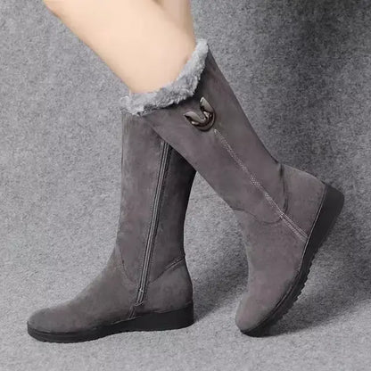 Bota Feminina Cano Alto Forrada – Conforto e Proteção para o Inverno