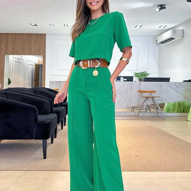 Conjunto Feminino com Blusa Cropped e Calça Pantalona – Sofisticação e Conforto