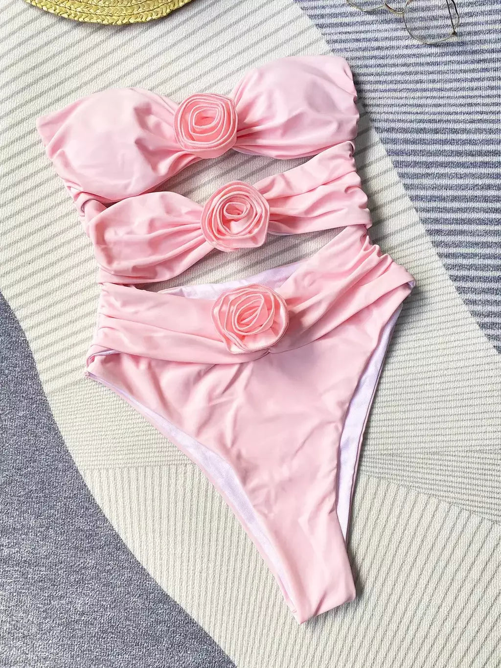 Maiô Elegance Feminino - Modelagem Sofisticada e Confortável para o Verão