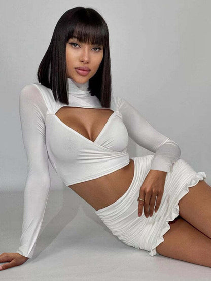 Conjunto Feminino Justo com Manga Longa e Saia Curta – Estilo e Sensualidade em um Só Look