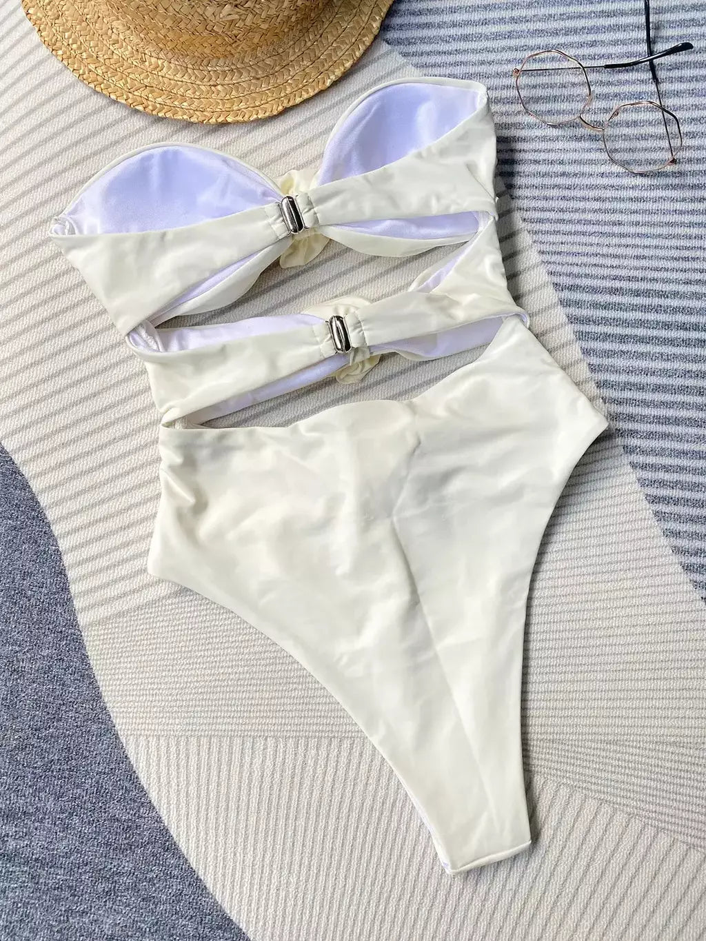 Maiô Elegance Feminino - Modelagem Sofisticada e Confortável para o Verão