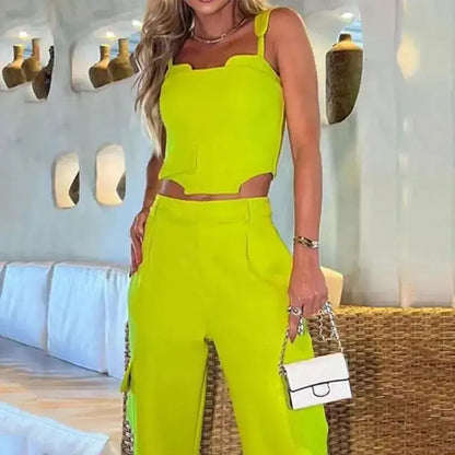 Conjunto Feminino com Top e Calça Pantalona – Moderno e Sofisticado
