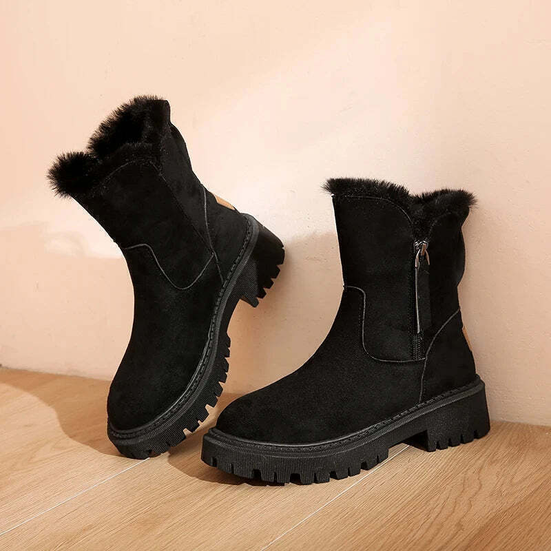 Bota Feminina de Inverno com Forro Peluciado – Conforto, Estilo e Proteção nos Dias Frios