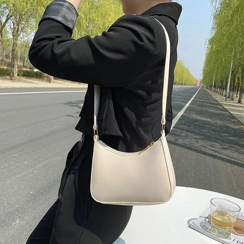 Bolsa Hobo Feminina Minimalista em Couro PU – Ombro e Transversal