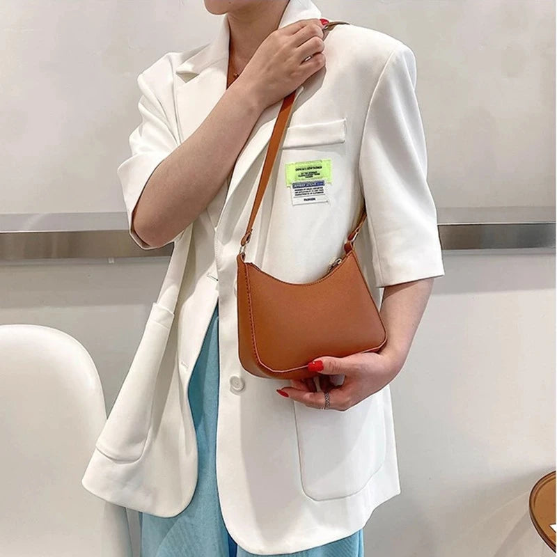 Bolsa Hobo Feminina Minimalista em Couro PU – Ombro e Transversal
