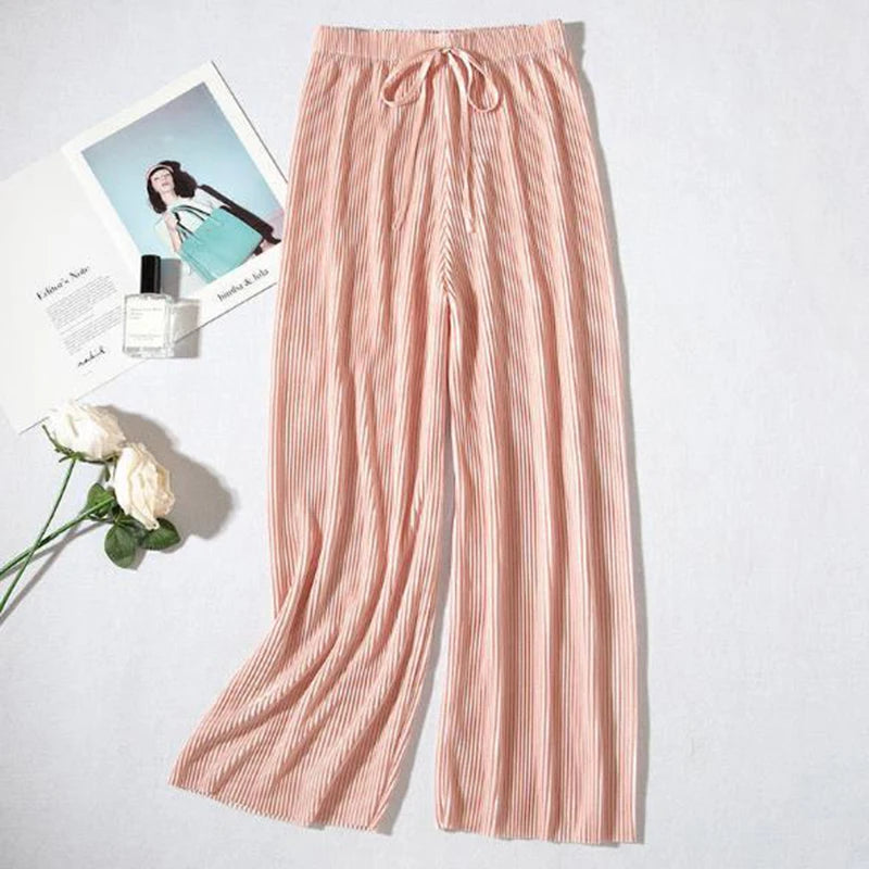 Calça Pantalona Plissada Feminina em Seda Gelada Casual