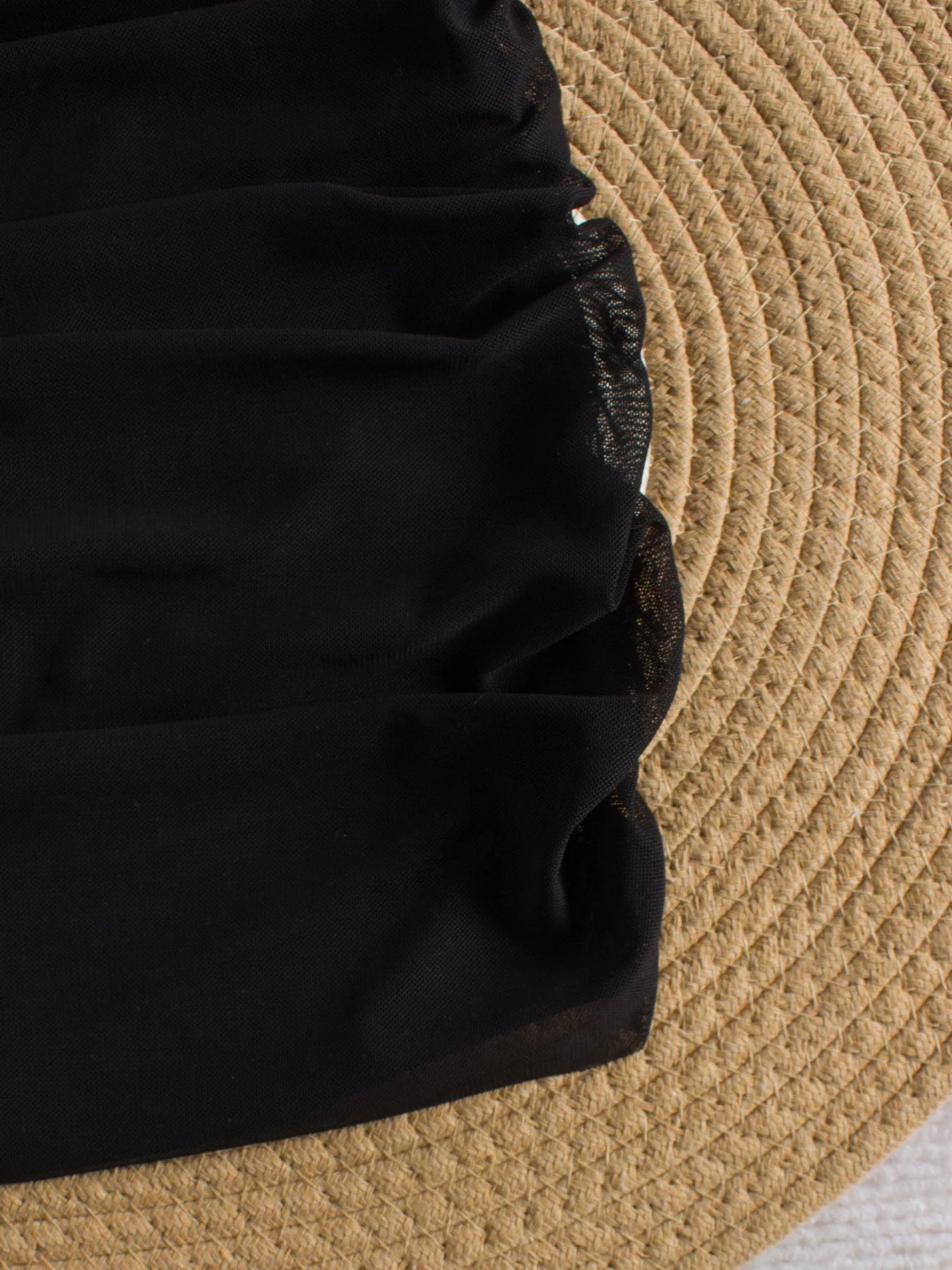 Saia Shorts de Praia em Tule Preto para Bikini Feminino