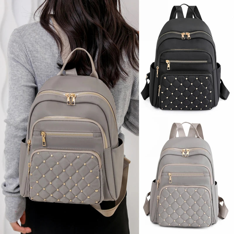 Mochila Feminina Nylon Impermeável Grande com Tachas