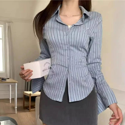 Camisa Feminina Coreana Listrada Azul Manga Longa Acinturada