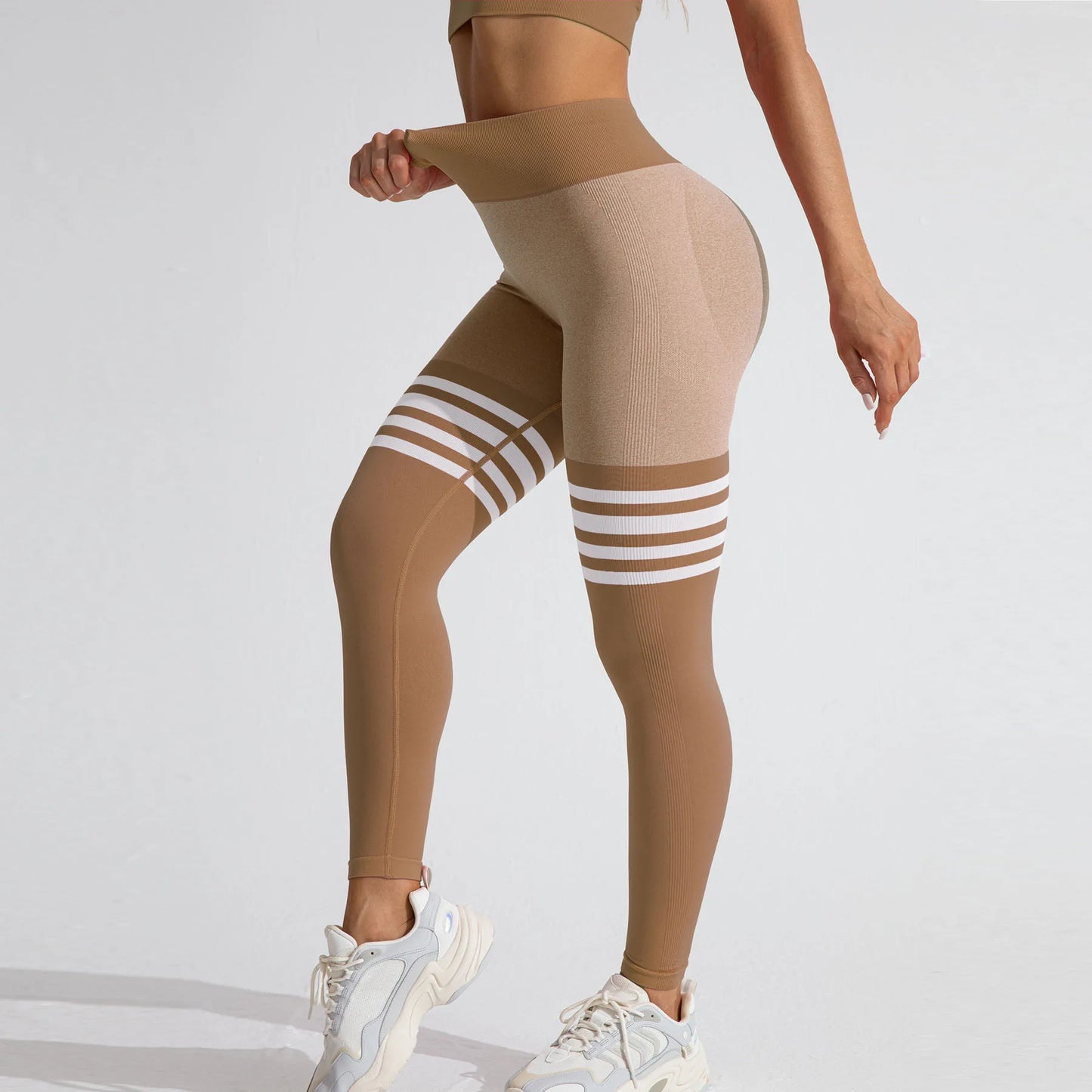 Legging Fitness Feminina Cós Alto V Scrunch Listrada Compressão
