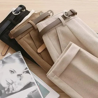 Calça Feminina Alfaiataria de Lã Cintura Alta com Cinto