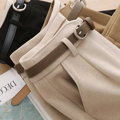 Calça Feminina Alfaiataria de Lã Cintura Alta com Cinto