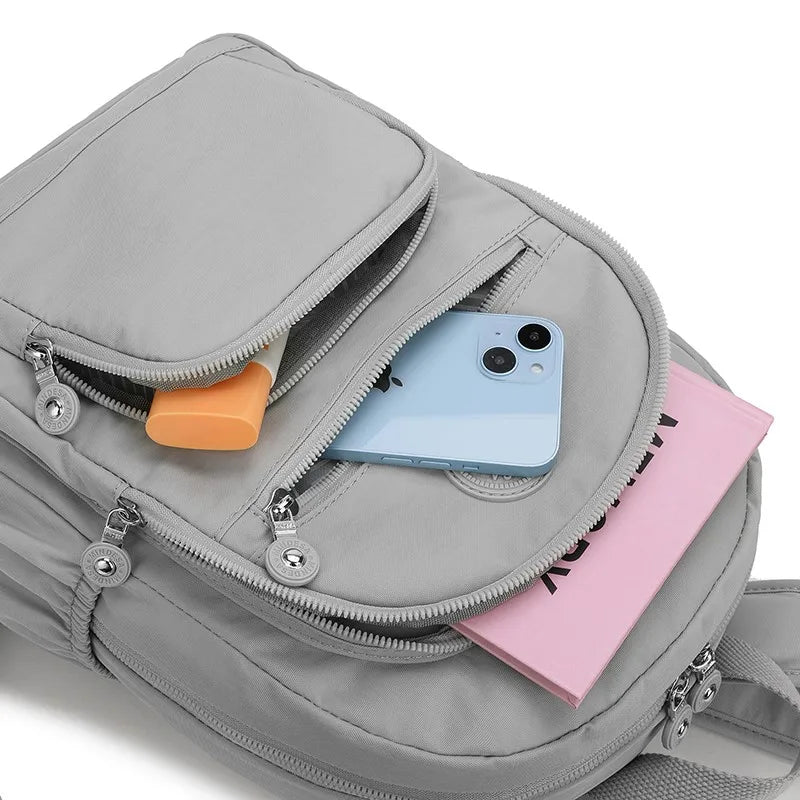 Mochila Feminina Nylon Impermeável Casual Escolar