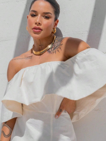 Vestido Off-Shoulder Branco – Estilo e Conforto em Cada Detalhe