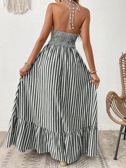 Vestido Longo Listrado com Recorte Frontal e Amarração – Estilo e Frescor para o Verão