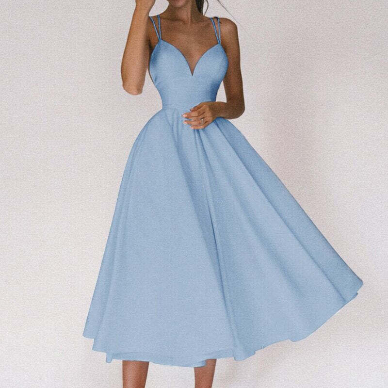 Vestido Longo de Alças Finas com Decote Profundo e Saia Rodada – Elegância e Sofisticação para Momentos Únicos