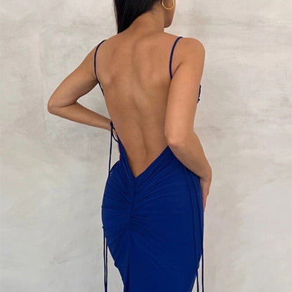 Vestido Longo Justo com Alças Finas e Amarração Lateral – Elegância Contemporânea para Ocasiões Especiais