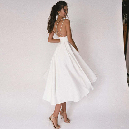 Vestido Longo de Alças Finas com Decote Profundo e Saia Rodada – Elegância e Sofisticação para Momentos Únicos
